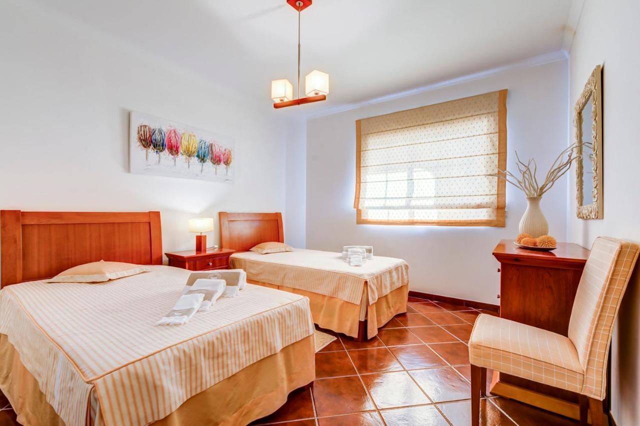 Altura Prime - 5 Suites, Private Pool And Parking, Walk To Beach Buitenkant foto