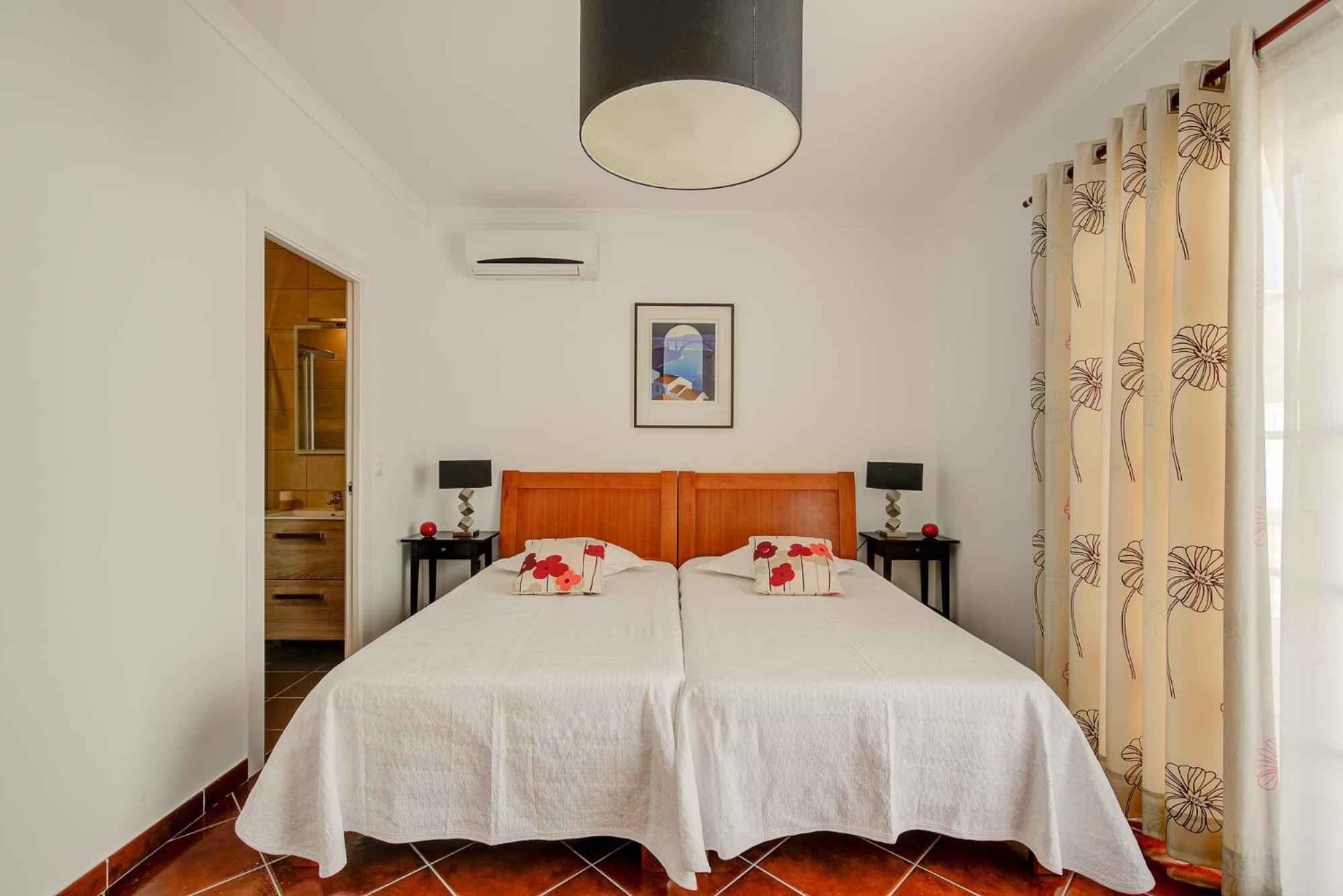 Altura Prime - 5 Suites, Private Pool And Parking, Walk To Beach Buitenkant foto