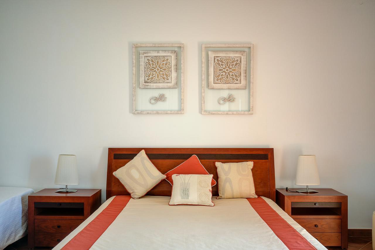 Altura Prime - 5 Suites, Private Pool And Parking, Walk To Beach Buitenkant foto