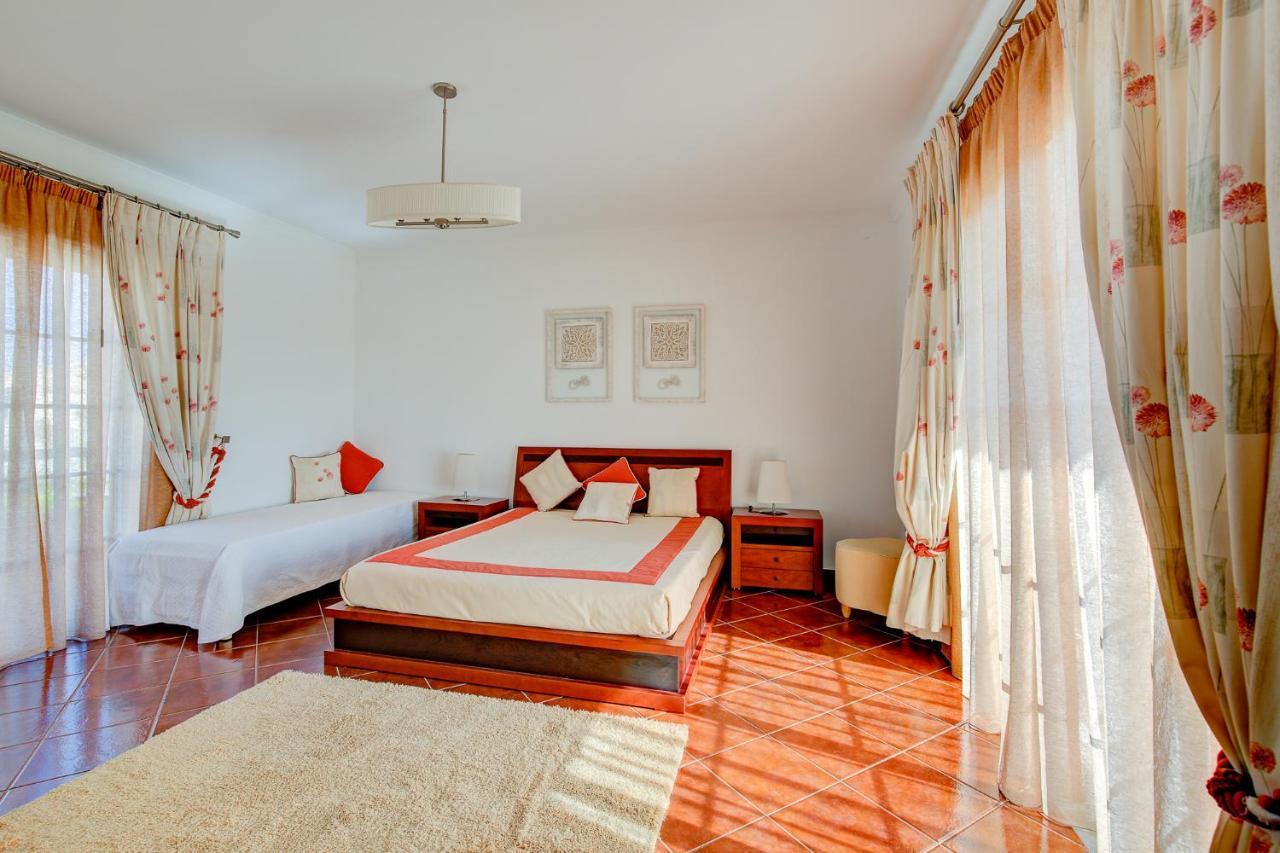 Altura Prime - 5 Suites, Private Pool And Parking, Walk To Beach Buitenkant foto
